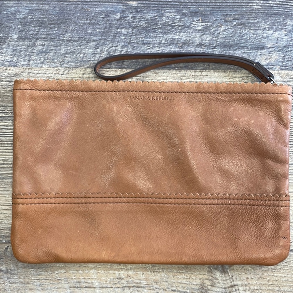 Banana Republic wristlet